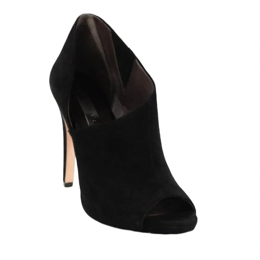 BCBGMAXAZRIA Darien Booties
